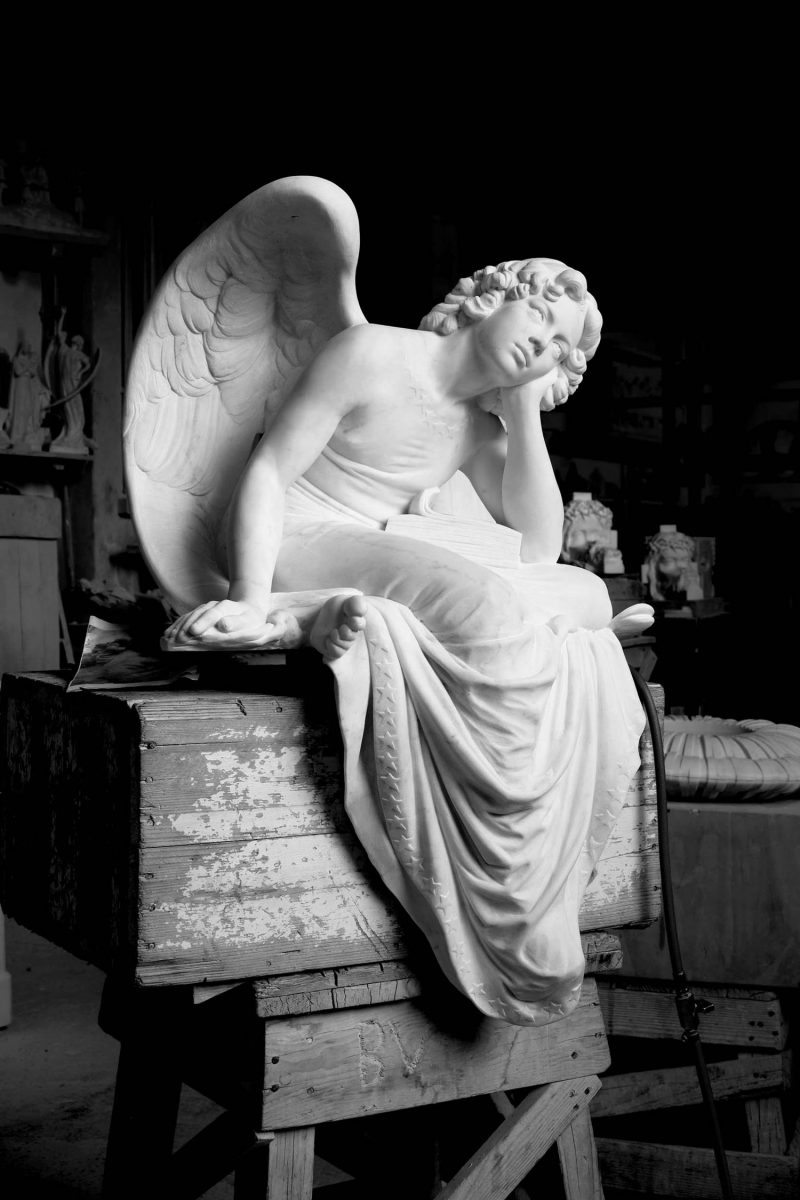 statua angelo in marmo